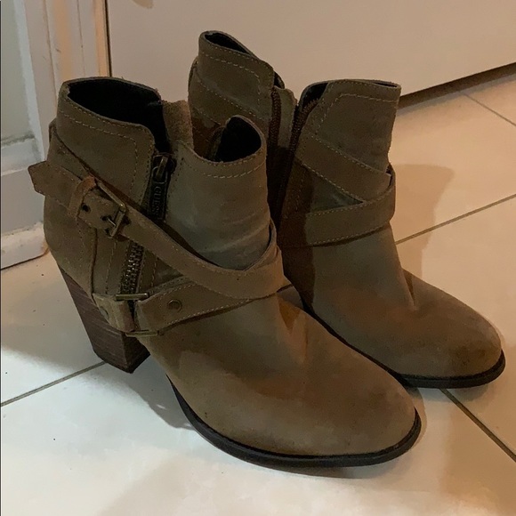 EUC Guess brown booties - Picture 1 of 7
